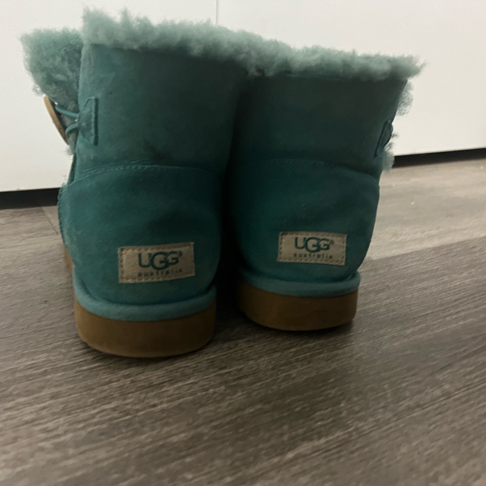 Ugg
